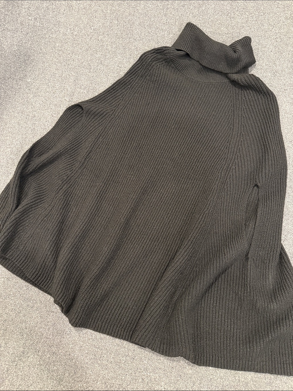 Kirundo Turtleneck Ribbed Knit Sweater - Black Medium